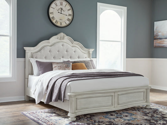 Montelaine Upholstered Panel Bed