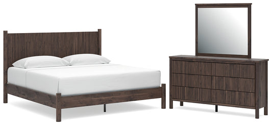 Pamytta King Panel Platform Bed, Dresser and Mirror