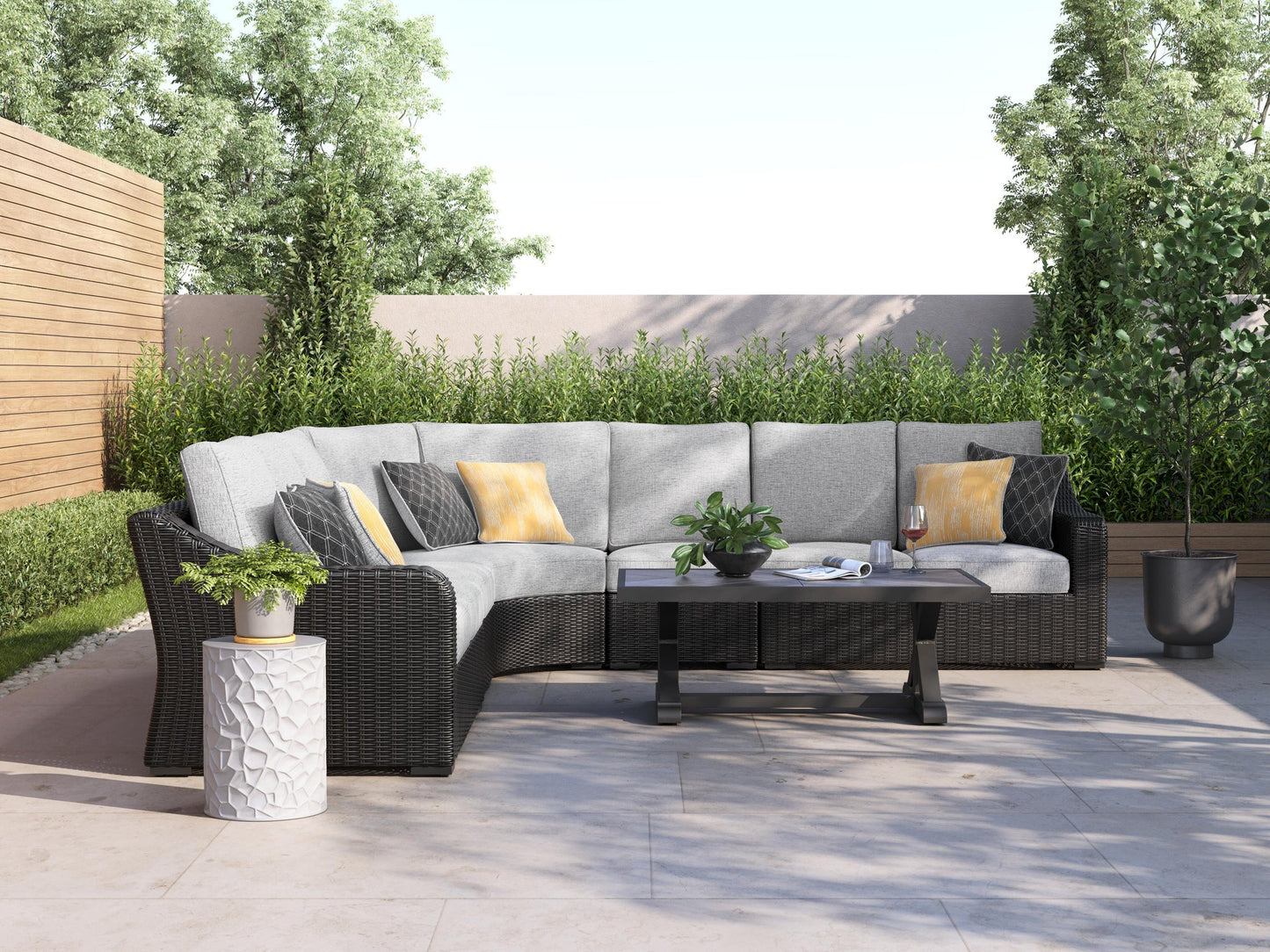 Beachcroft 5-Piece Outdoor Sectional