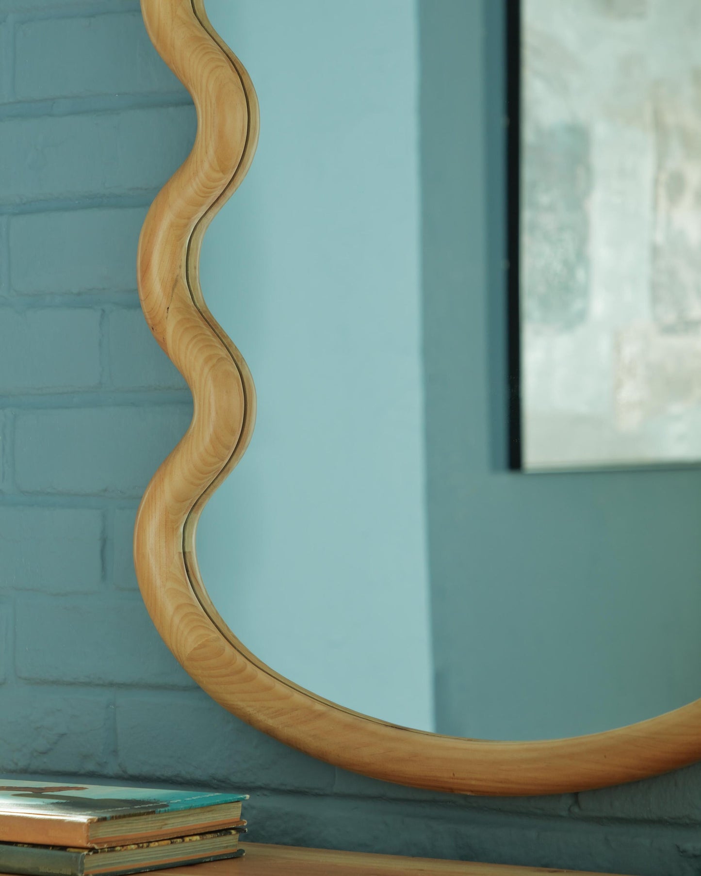 Serendis Accent Mirror