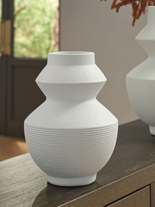 Naveen Vase