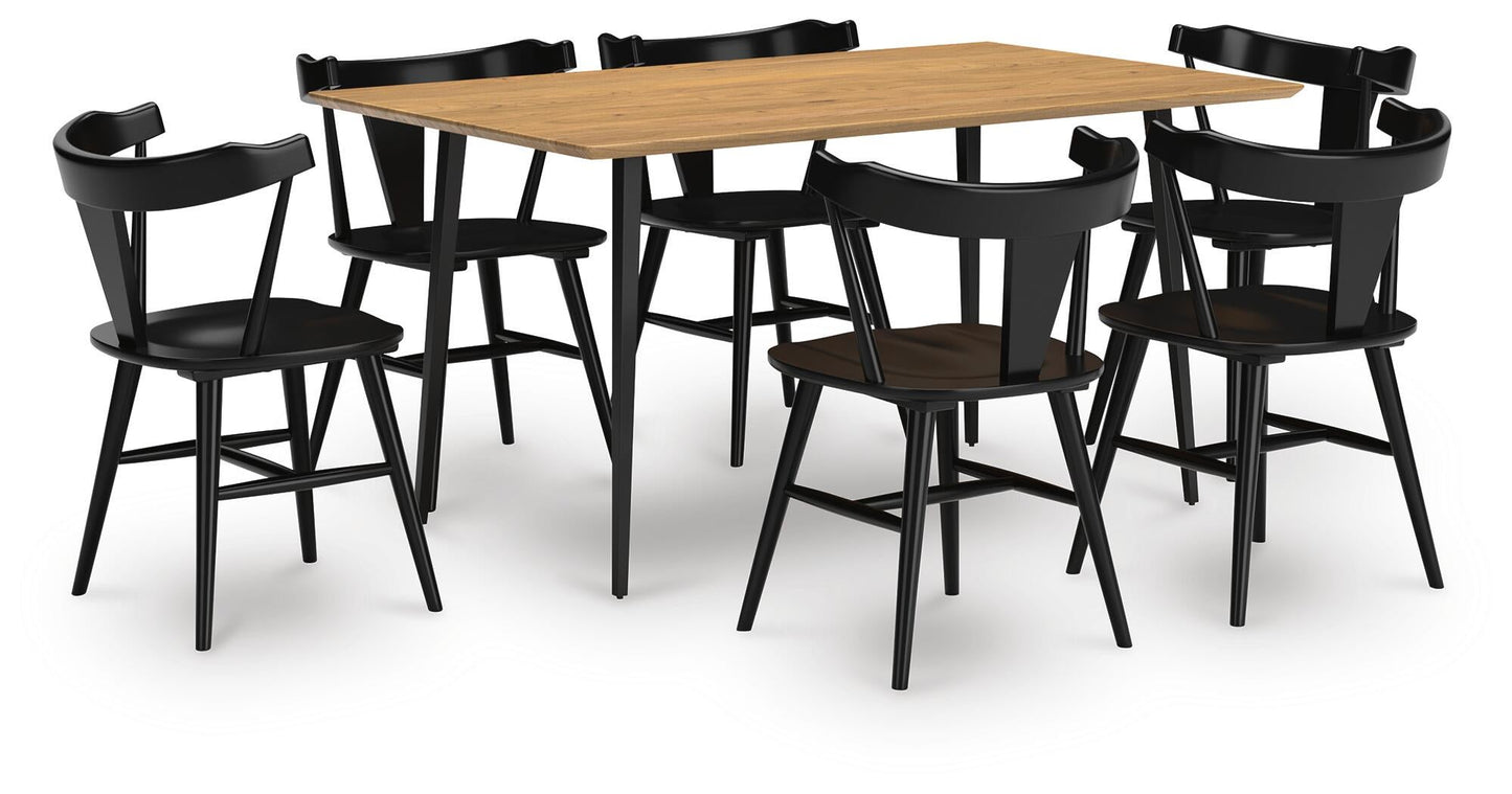 Gretlynn Dining Table and 4 Chairs